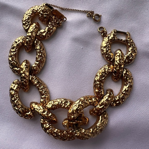 Vintage 1940’s Monet Gold Tone Oval Link Bracelet 7” Safety Chain - Picture 1 of 5